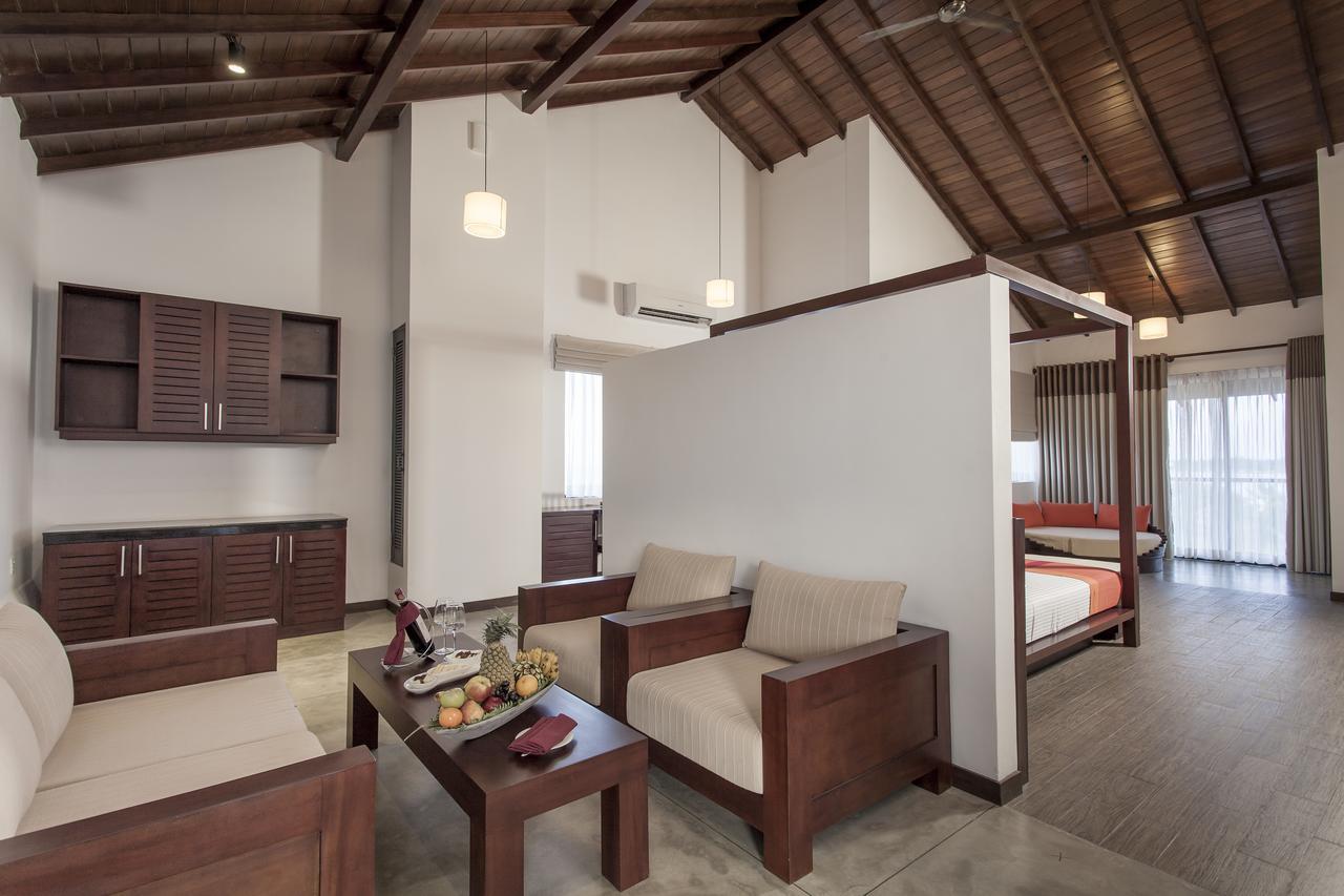 Resort The Calm & Passikudah