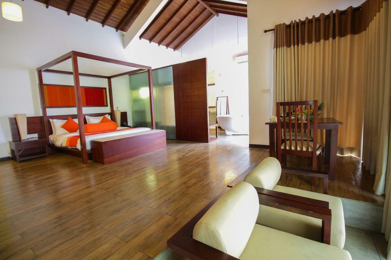 Resort The Calm & Passikudah
